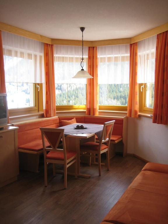 Apart Alcazar Ischgl Szoba fotó